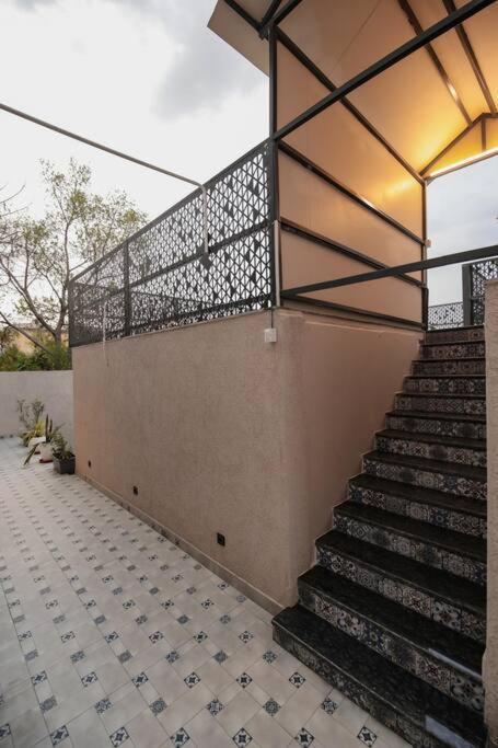 Saiba Outhouse- 4 Bed Room- Pool- Theatre- Partyhall- Garden & Terrace Sitting Area Jaipur Luaran gambar