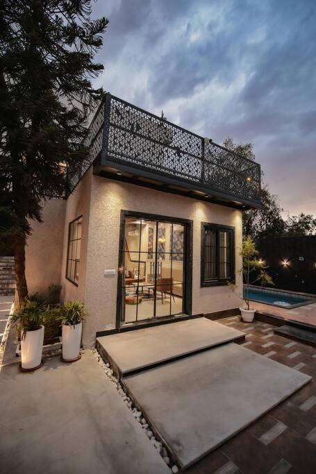 Saiba Outhouse- 4 Bed Room- Pool- Theatre- Partyhall- Garden & Terrace Sitting Area Jaipur Luaran gambar