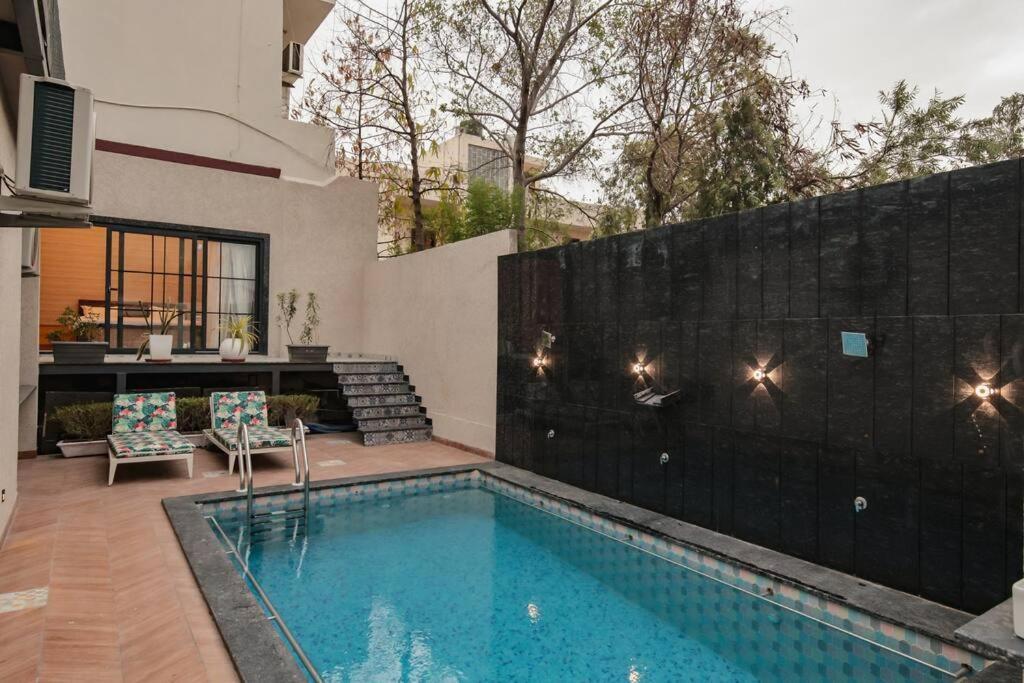 Saiba Outhouse- 4 Bed Room- Pool- Theatre- Partyhall- Garden & Terrace Sitting Area Jaipur Luaran gambar